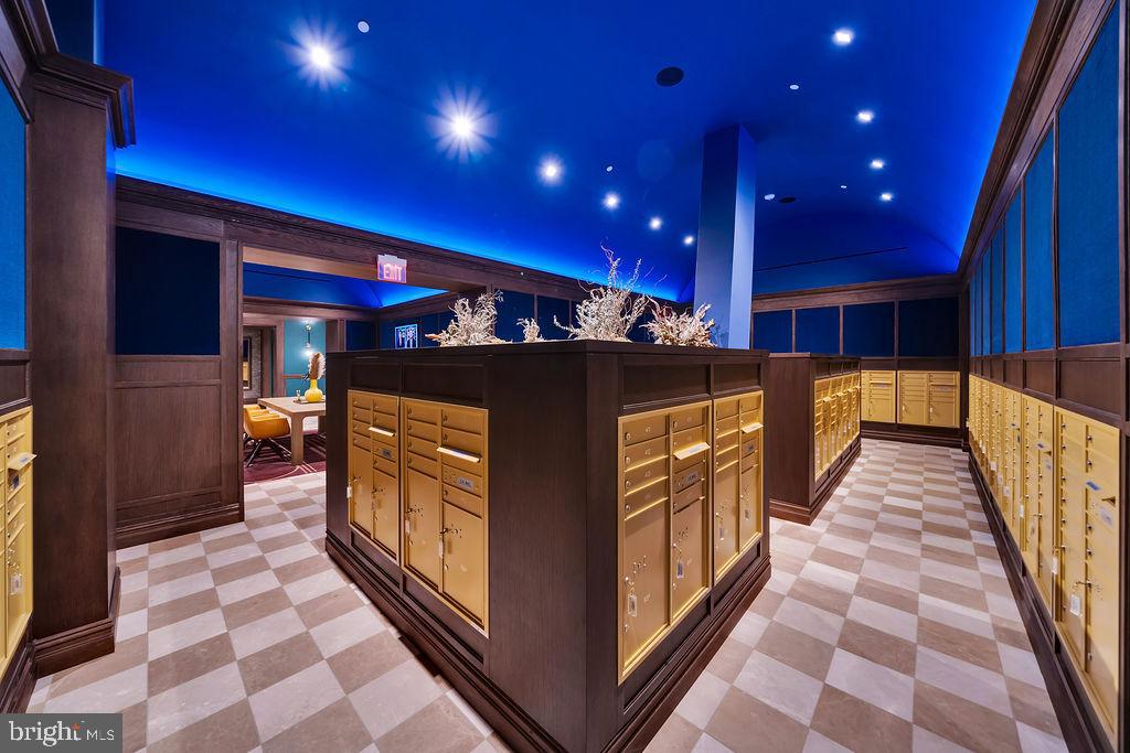 113 Potomac Avenue Southwest, Unit 801 Washington, DC 20024 - Photo 47 of 51 a view of a entryway