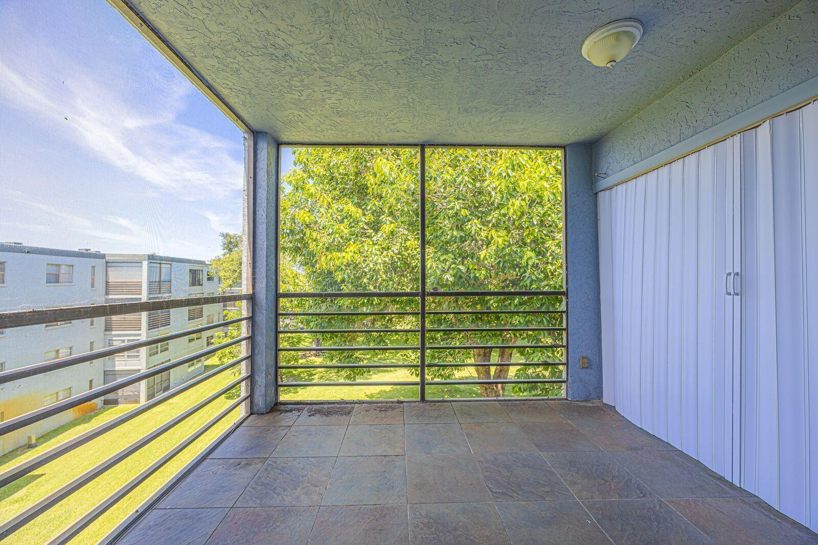 9440 Southwest 8th Street, Unit 417 Boca Raton, FL 33428 - Photo 12 of 22 20260622214959388944000000-o