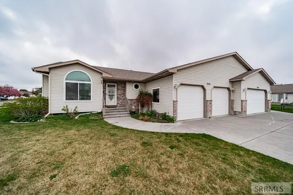 $425,000 | 3557 Stonegate Drive, Ammon, ID 83406