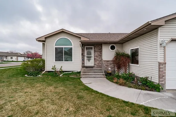 $425,000 | 3557 Stonegate Drive, Ammon, ID 83406
