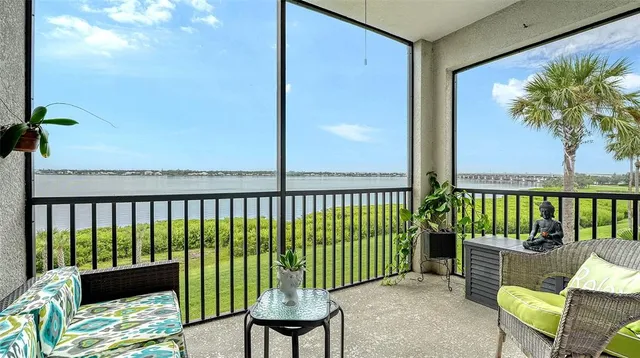 $400,000 | 1010 Tidewater Shores Loop, Unit 307, Bradenton, FL 34208
