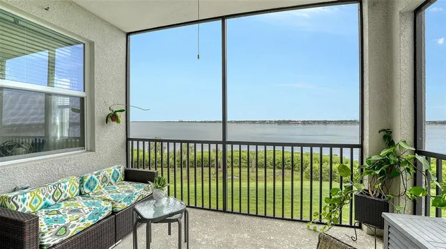 $400,000 | 1010 Tidewater Shores Loop, Unit 307, Bradenton, FL 34208