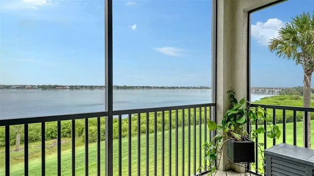 $400,000 | 1010 Tidewater Shores Loop, Unit 307, Bradenton, FL 34208