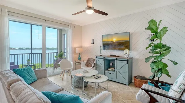 $400,000 | 1010 Tidewater Shores Loop, Unit 307, Bradenton, FL 34208