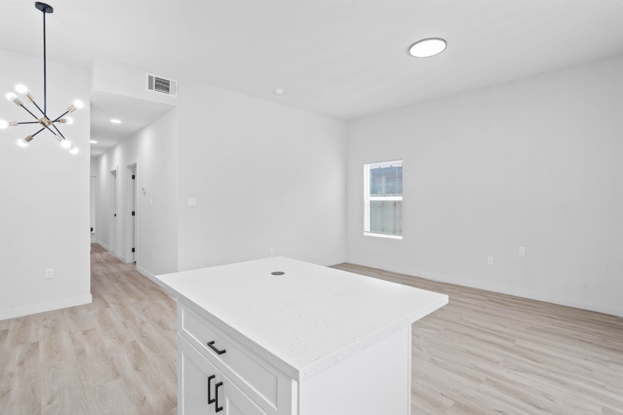 9725 Kerr Street, Unit A Houston, TX 77029 - Photo 20 of 34