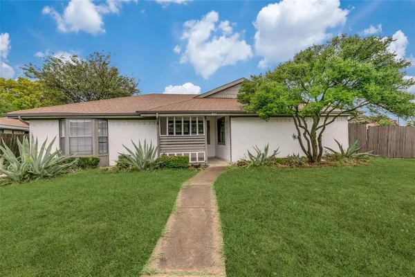 $2,300 | 701 Kipling Drive, Plano, TX 75023