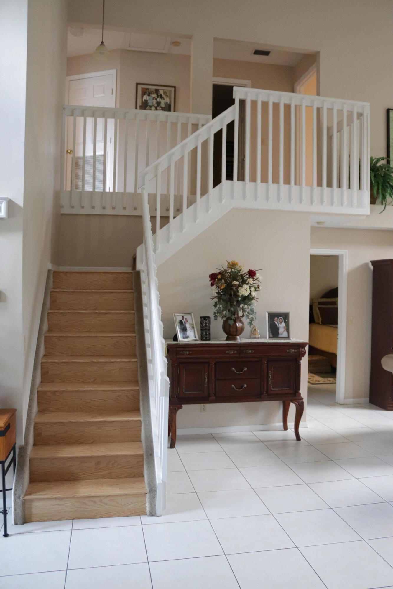 10659 Plainview Circle Boca Raton, FL 33498 - Photo 5 of 28 Staircase