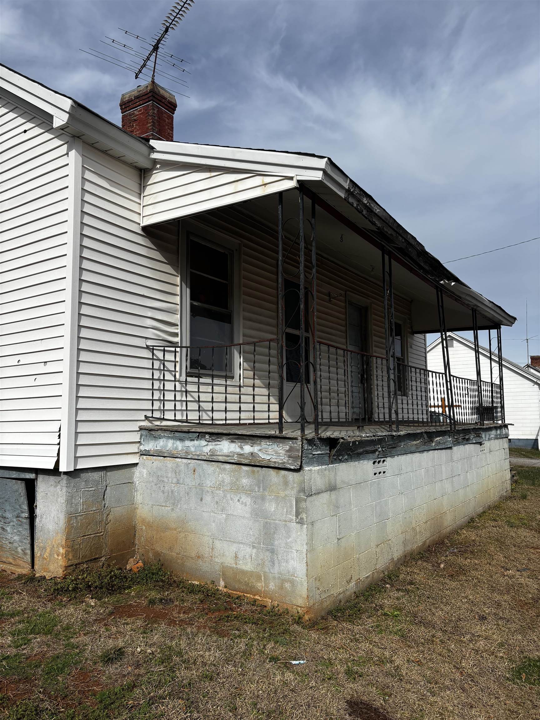 318 South 6th Street Lockhart, SC 29379 - Photo 13 of 20