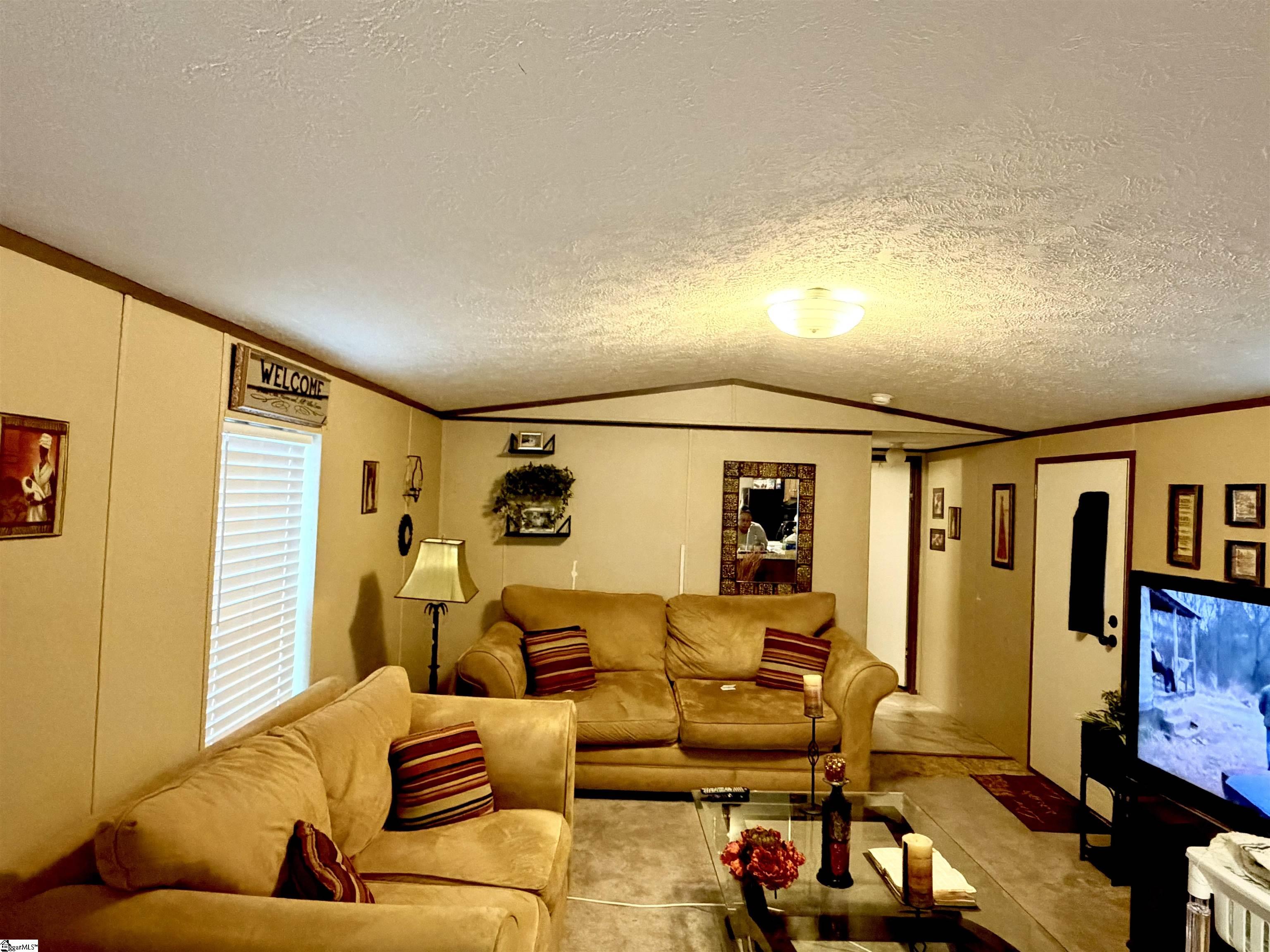 55 Lemans Drive Anderson, SC 29626 - Photo 3 of 8