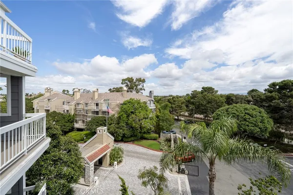 $625,000 | 20301 Bluffside Circle, Unit 315, Huntington Beach, CA 92646