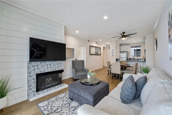 $625,000 | 20301 Bluffside Circle, Unit 315, Huntington Beach, CA 92646