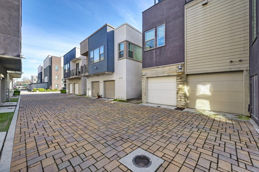 218 Box Lane Sacramento, CA 95818 - Photo 30 of 36