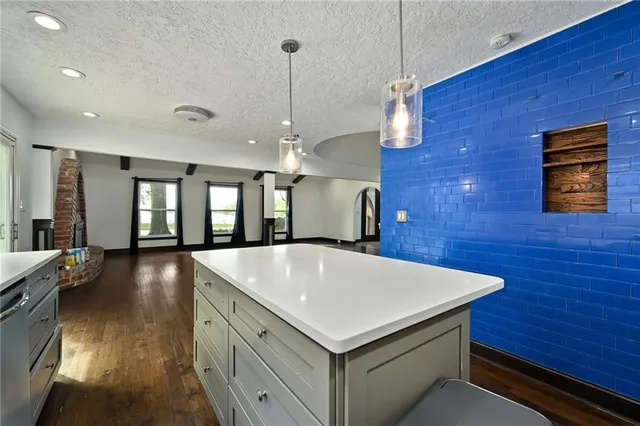 $399,000 | 1100 Johnston Drive, Raymore, MO 64083