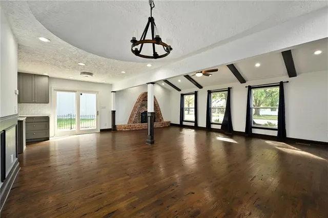 $399,000 | 1100 Johnston Drive, Raymore, MO 64083