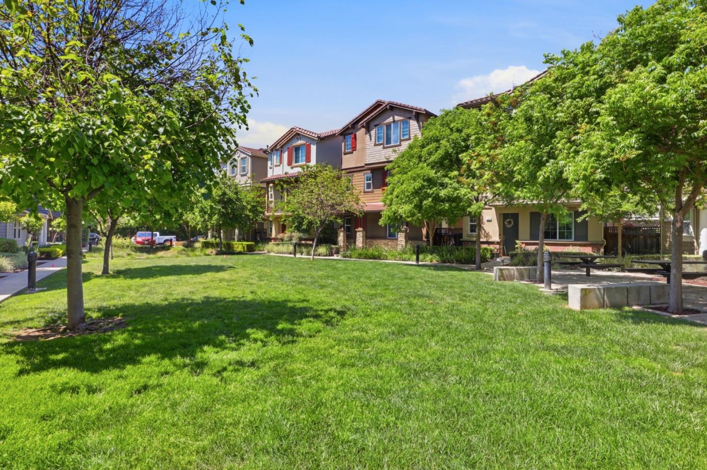 57 Regency Place Hayward, CA 94544 - Photo 28 of 30