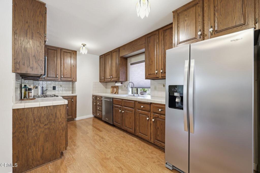 379 Foothill Drive Fillmore, CA 93015 - Photo 12 of 66 21-web-or-mls-IMG_5819