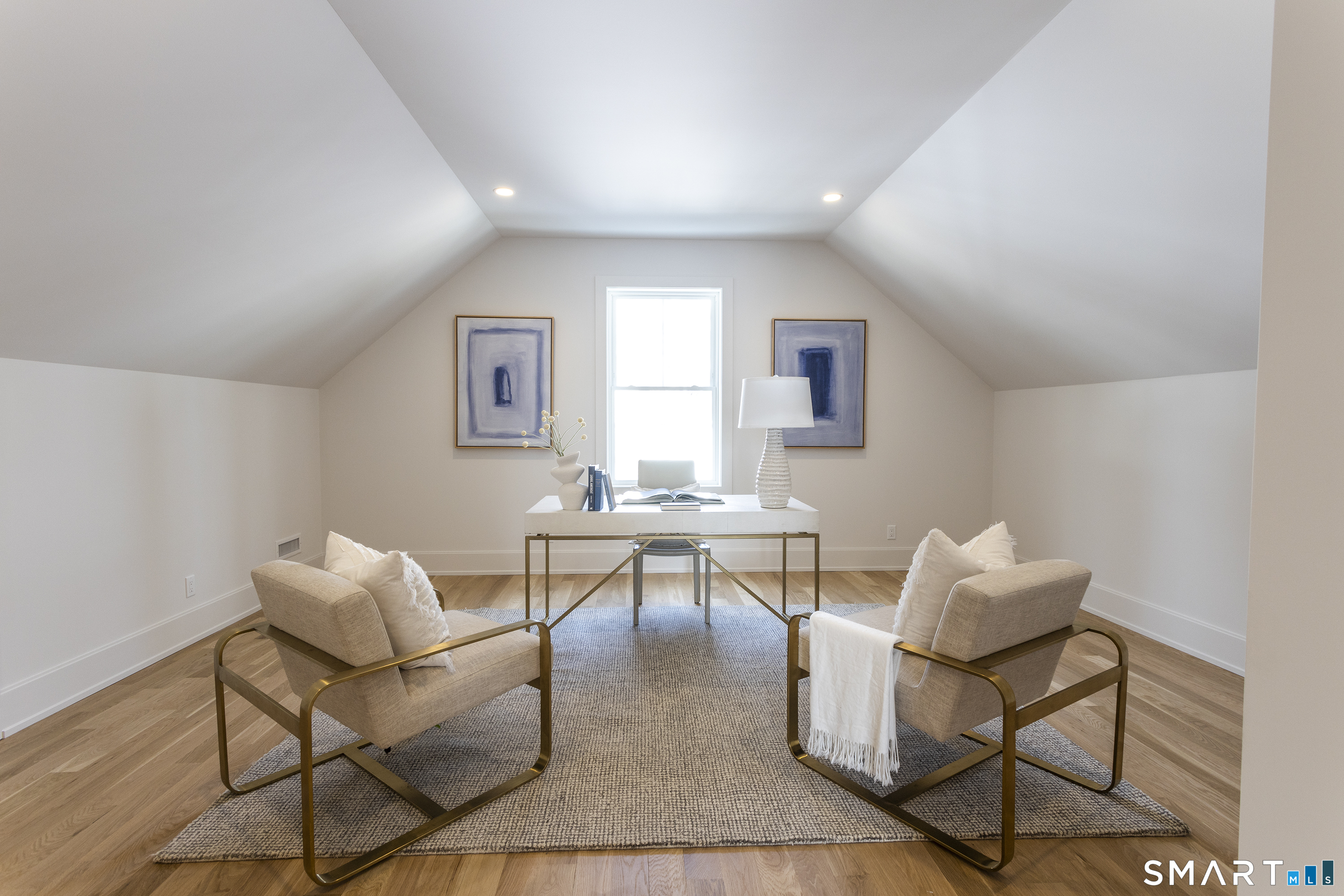 10 Wakenor Road Westport, CT 06880 - Photo 24 of 34 Finished third floor includes playroom/second office with separate 5th bedroom. Full bath compliments all.