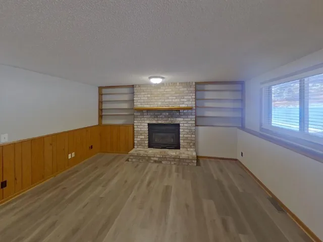 $2,549 | 4350 Thornhill Lane, Vadnais Heights, MN 55127