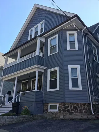 $3,400 | 111 Wellington Street, Unit 1, Waltham, MA 02451