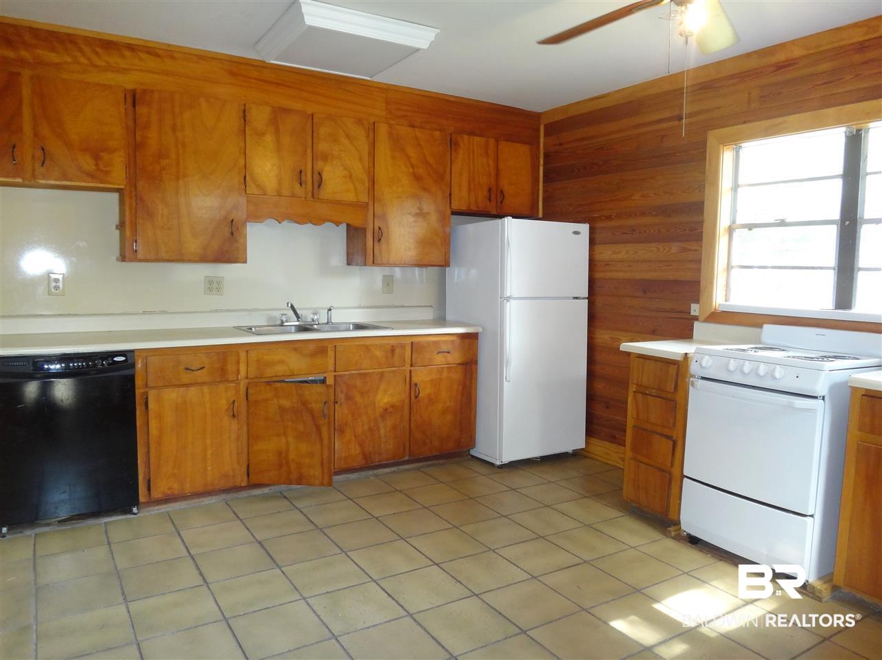9960 Soldier Creek Road Lillian, AL 36549 - Photo 12 of 17