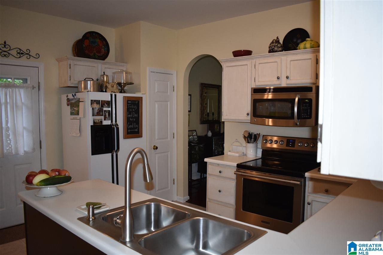609 Park Forest Lane Alabaster, AL 35007 - Photo 19 of 40