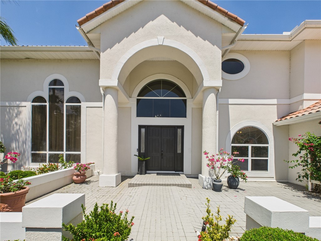 12765 Roseland Road Sebastian, FL 32958 - Photo 5 of 36