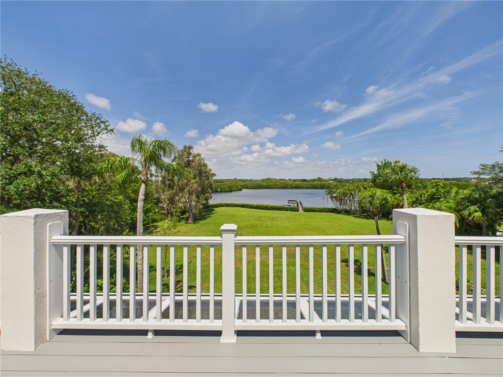 12765 Roseland Road Sebastian, FL 32958 - Photo 7 of 36