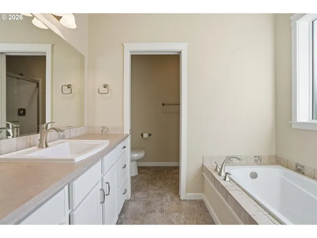 $565,000 | 480 Northwest Reed Lane, Dallas, OR 97338