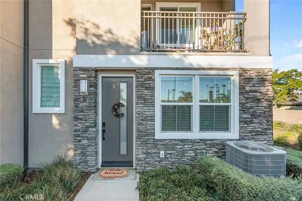 $749,000 | 11753 Florence Avenue, Unit 5, Santa Fe Springs, CA 90670
