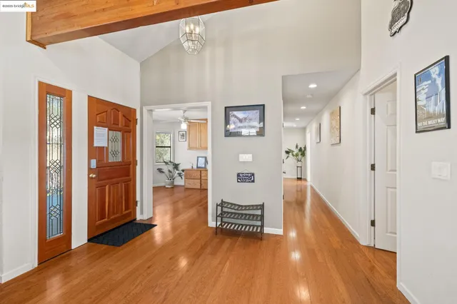 $525,000 | 20634 Nob Hill Circle, Groveland, CA 95321