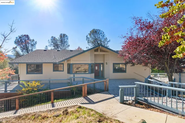 $525,000 | 20634 Nob Hill Circle, Groveland, CA 95321