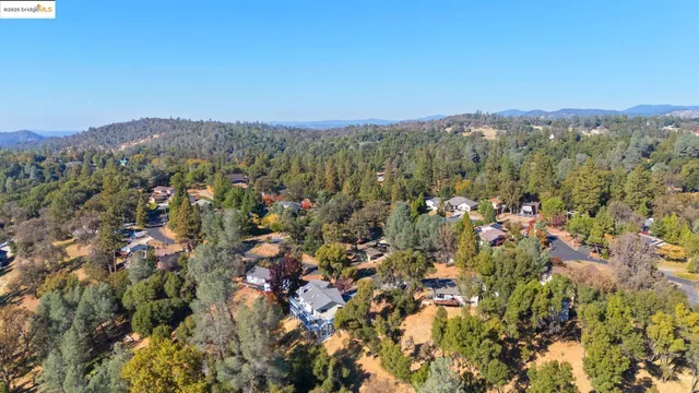 $525,000 | 20634 Nob Hill Circle, Groveland, CA 95321