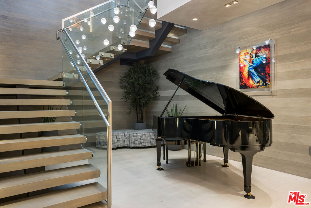 5046 Carbon Beach Terrace Malibu, CA 90265 - Photo 53 of 75