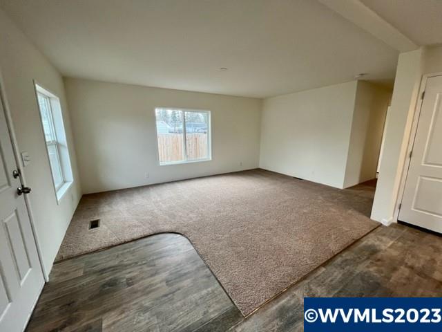 2209 Front Avenue Northeast Albany, OR 97321 - Photo 11 of 32