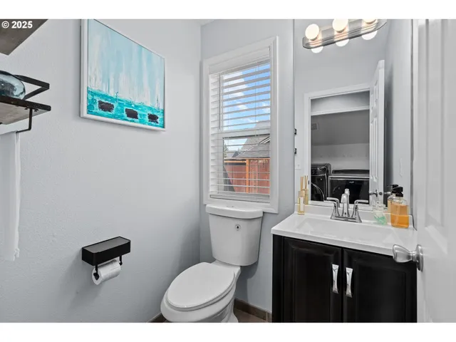 $465,000 | 42015 Northwest Buckshire Street, Banks, OR 97106