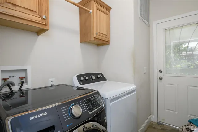 $350,000 | 2412 Foothill Boulevard, Unit 42, Calistoga, CA 94515