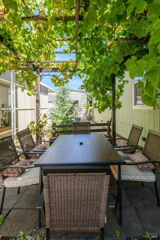 $350,000 | 2412 Foothill Boulevard, Unit 42, Calistoga, CA 94515