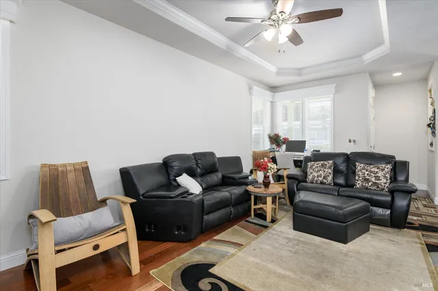 $350,000 | 2412 Foothill Boulevard, Unit 42, Calistoga, CA 94515