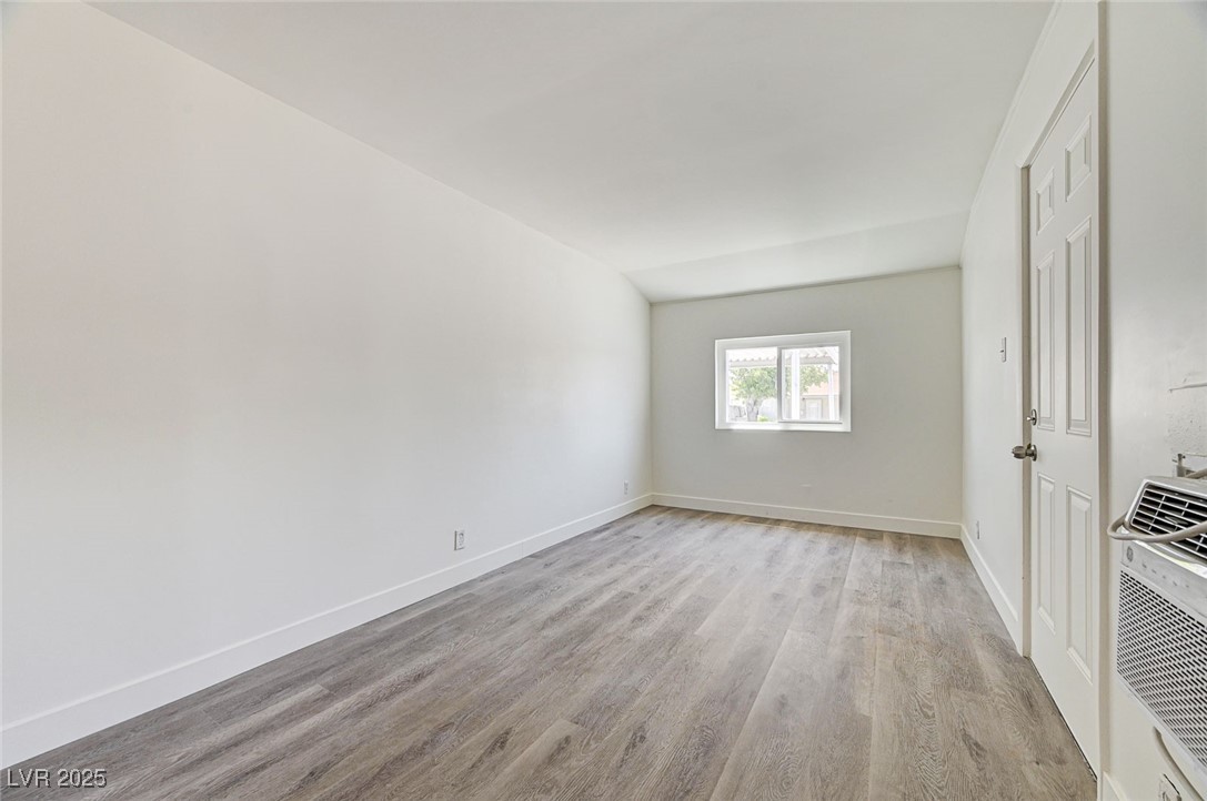 1405 East Bridger Avenue, Unit B Las Vegas, NV 89101 - Photo 20 of 30