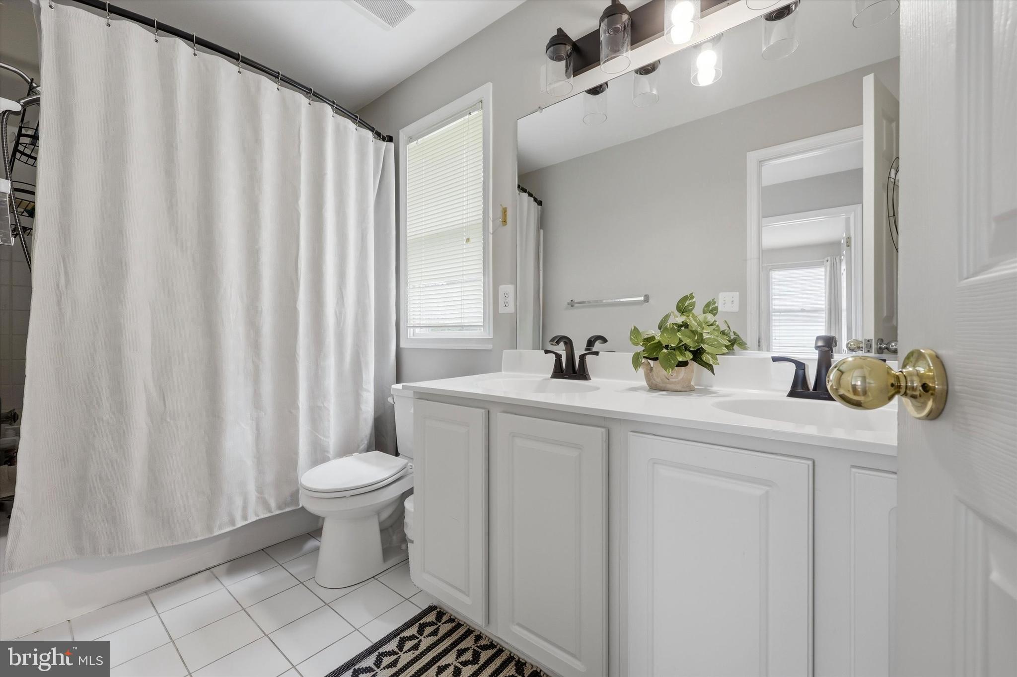 320 Maple Avenue Wyncote, PA 19095 - Photo 22 of 28 a bathroom with a sink toilet and shower