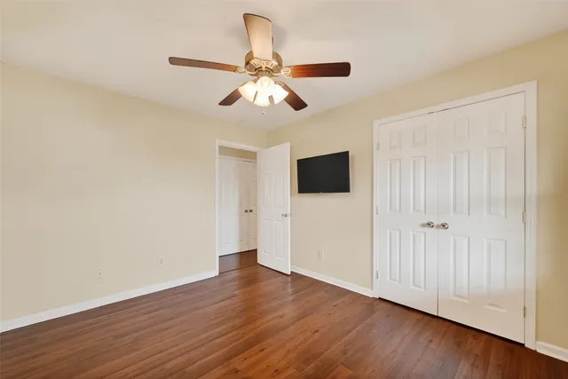 $275,000 | 11 Highland Drive, Bayou Vista, TX 77563