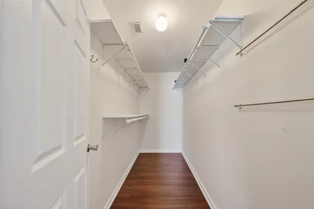 $275,000 | 11 Highland Drive, Bayou Vista, TX 77563