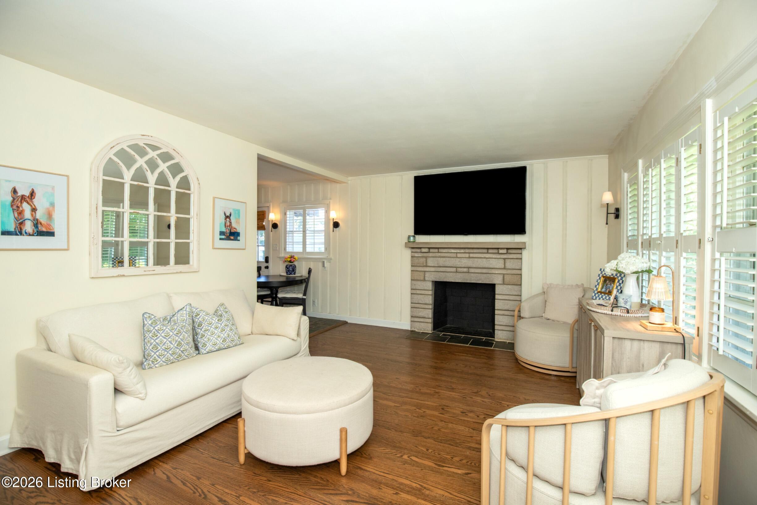 4110 Ledyard Road Louisville, KY 40207 - Photo 3 of 40 4110 Ledyard Rd-2991