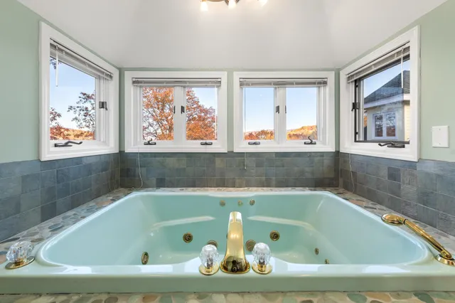 $845,000 | 32 Merrill Road, Campton, NH 03223