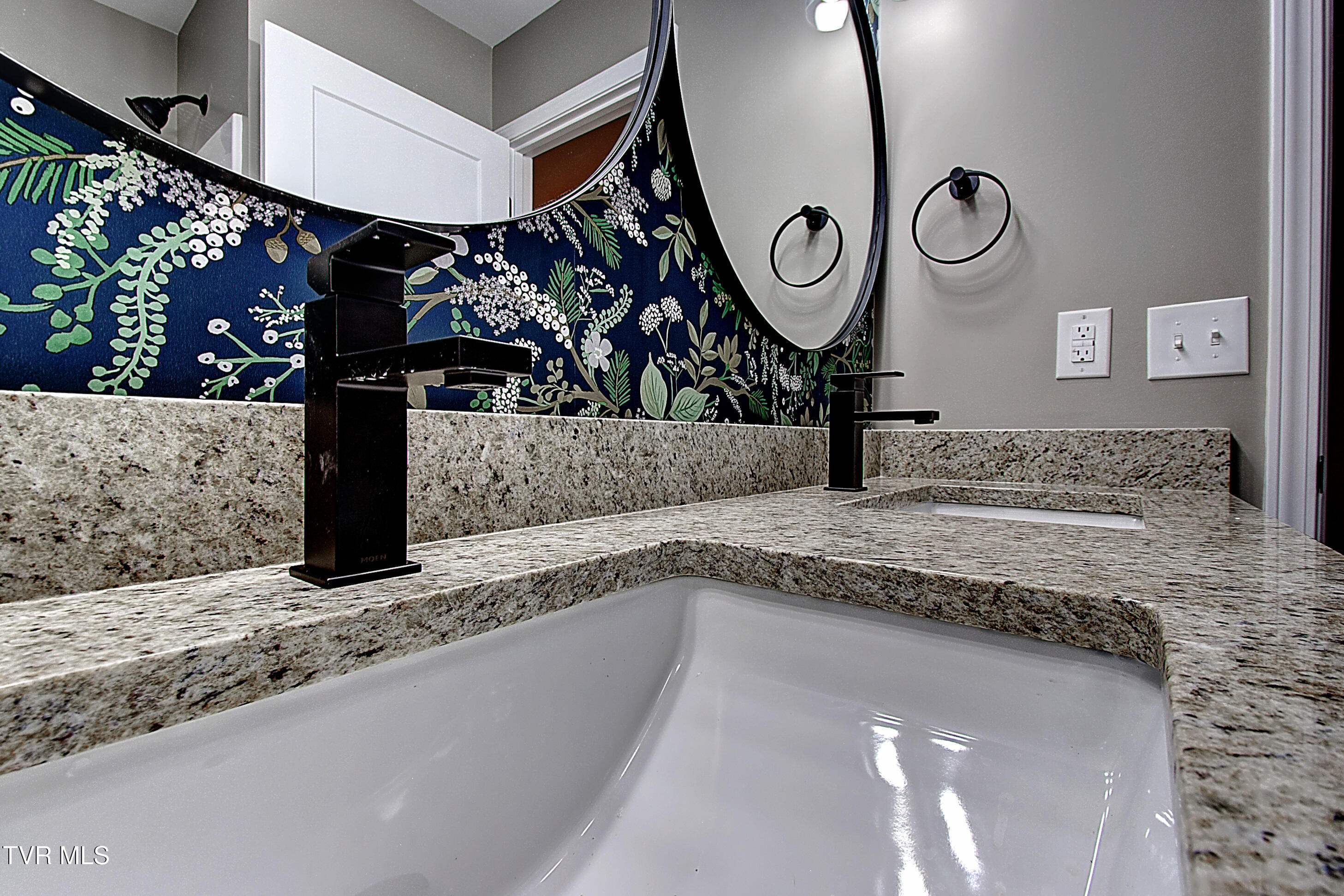 1651 Siam Road Elizabethton, TN 37643 - Photo 34 of 36 30