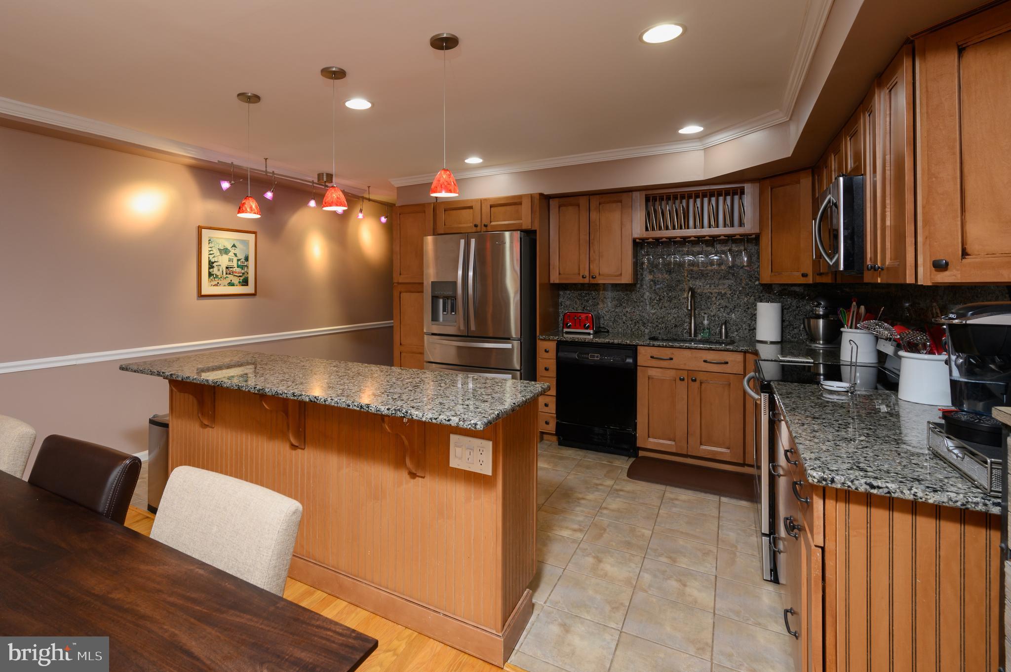 8 Rex Avenue, Unit 5 Philadelphia, PA 19118 - Photo 15 of 27 Kitcehn