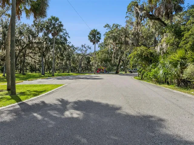 $329,000 | 2711 Bayview Drive, Eustis, FL 32726