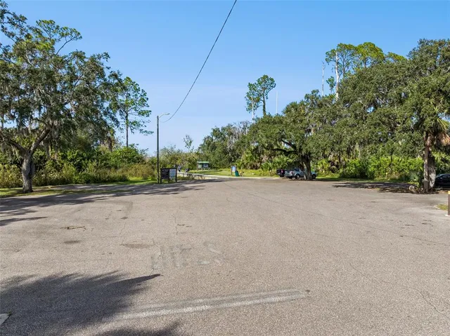 $329,000 | 2711 Bayview Drive, Eustis, FL 32726