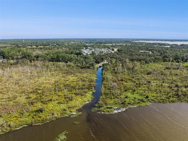 $329,000 | 2711 Bayview Drive, Eustis, FL 32726