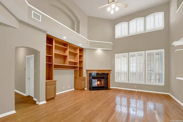 $3,900 | 21107 Paradise Pass, Garden Ridge, TX 78266